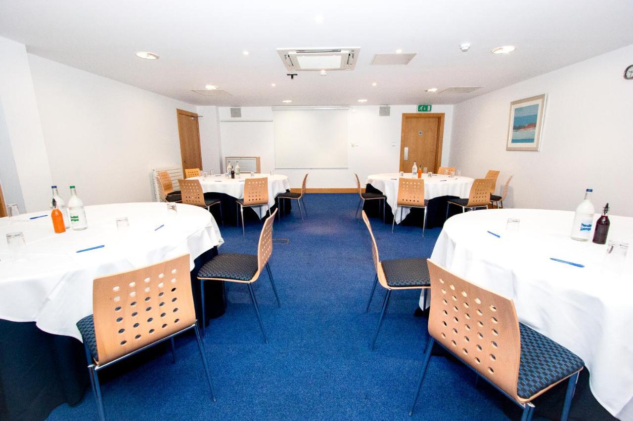 The Park Hotel Kilmarnock Bagian luar foto
