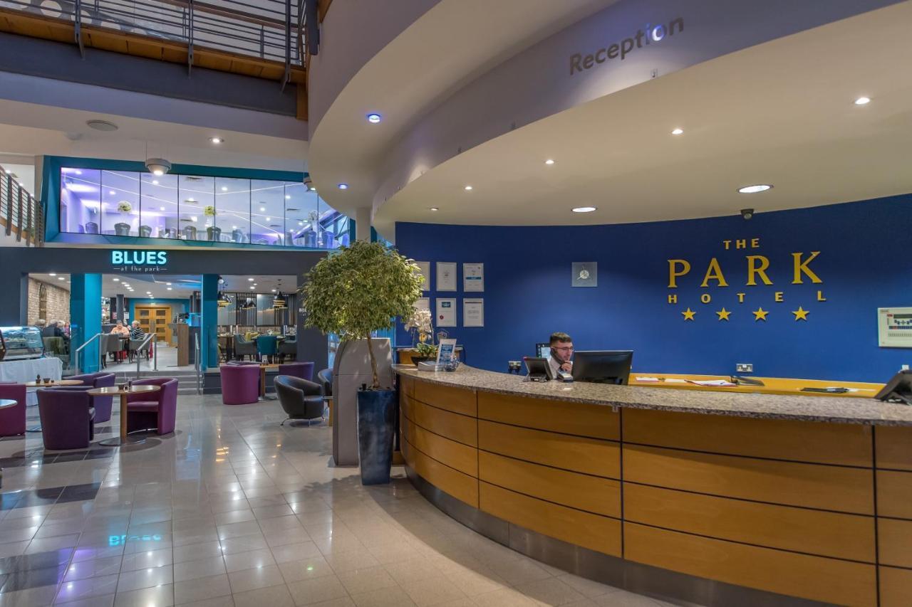 The Park Hotel Kilmarnock Bagian luar foto