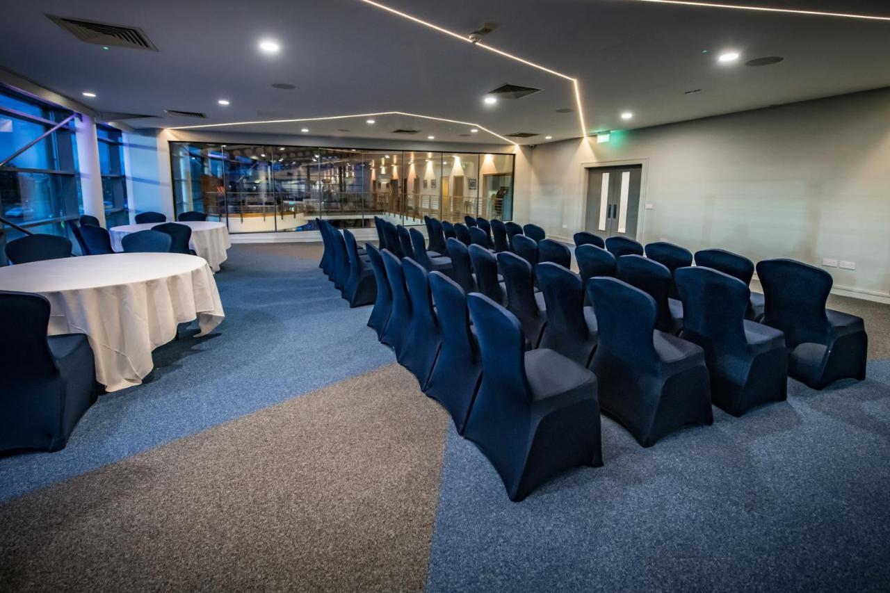 The Park Hotel Kilmarnock Bagian luar foto